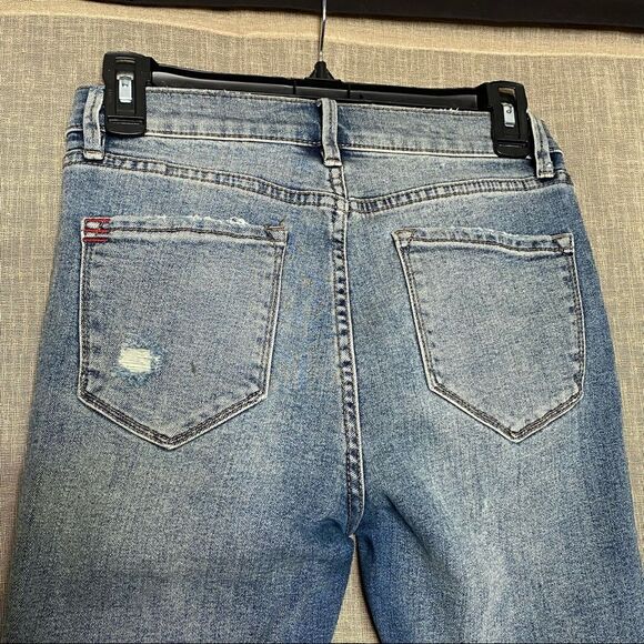 BDG Crop Twig High Rise Jeans W26 Distressed - Picture 3 of 8